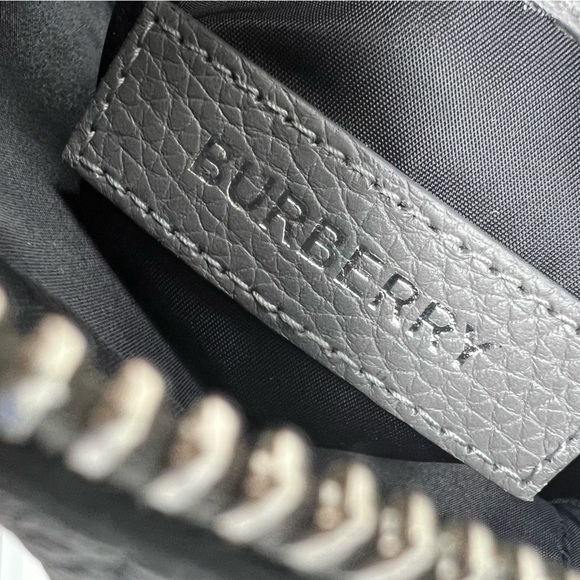 New Burberry leather messenger bag Thornton Small Messenger Bag Crossbody bag - Picture 8 of 10